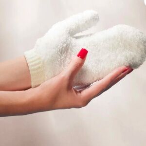 Babette Switzerland FluffyMoufle Make up removal Ultra Sensitive Skin NEW